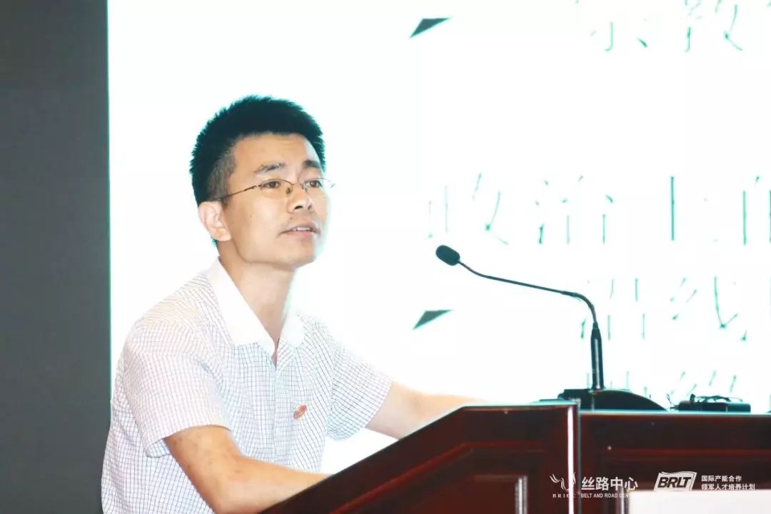 中国人民大学国际关系学院教授李巍